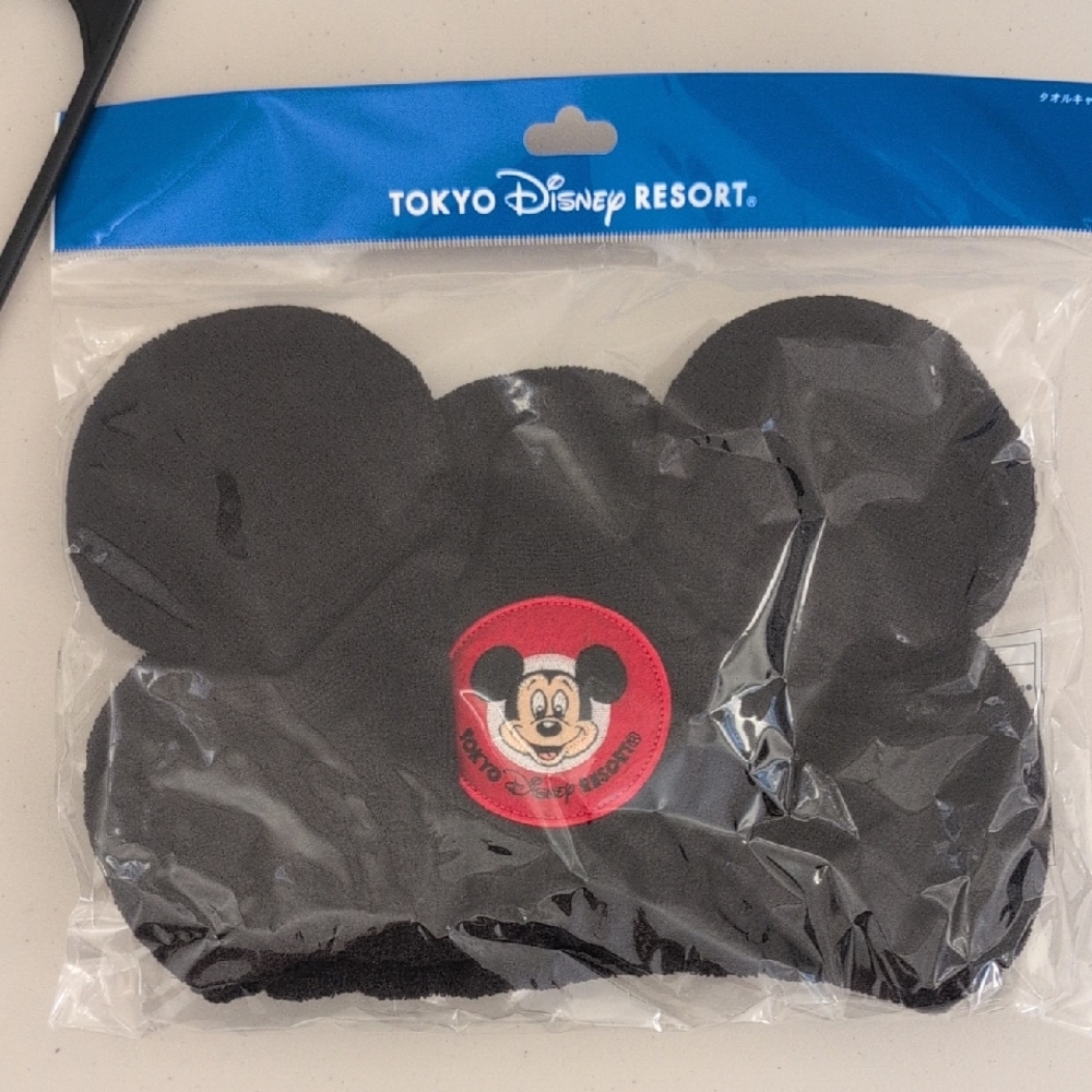 NWT - Disney Black Mickey Mouse Ears Headband